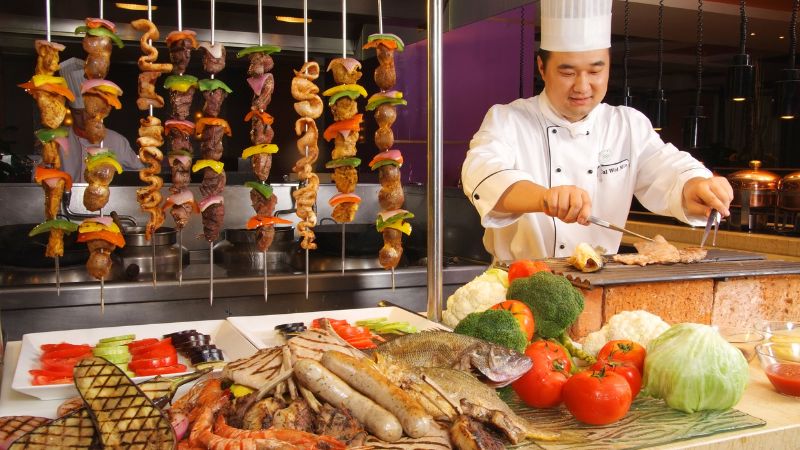 Restaurants & Cafés